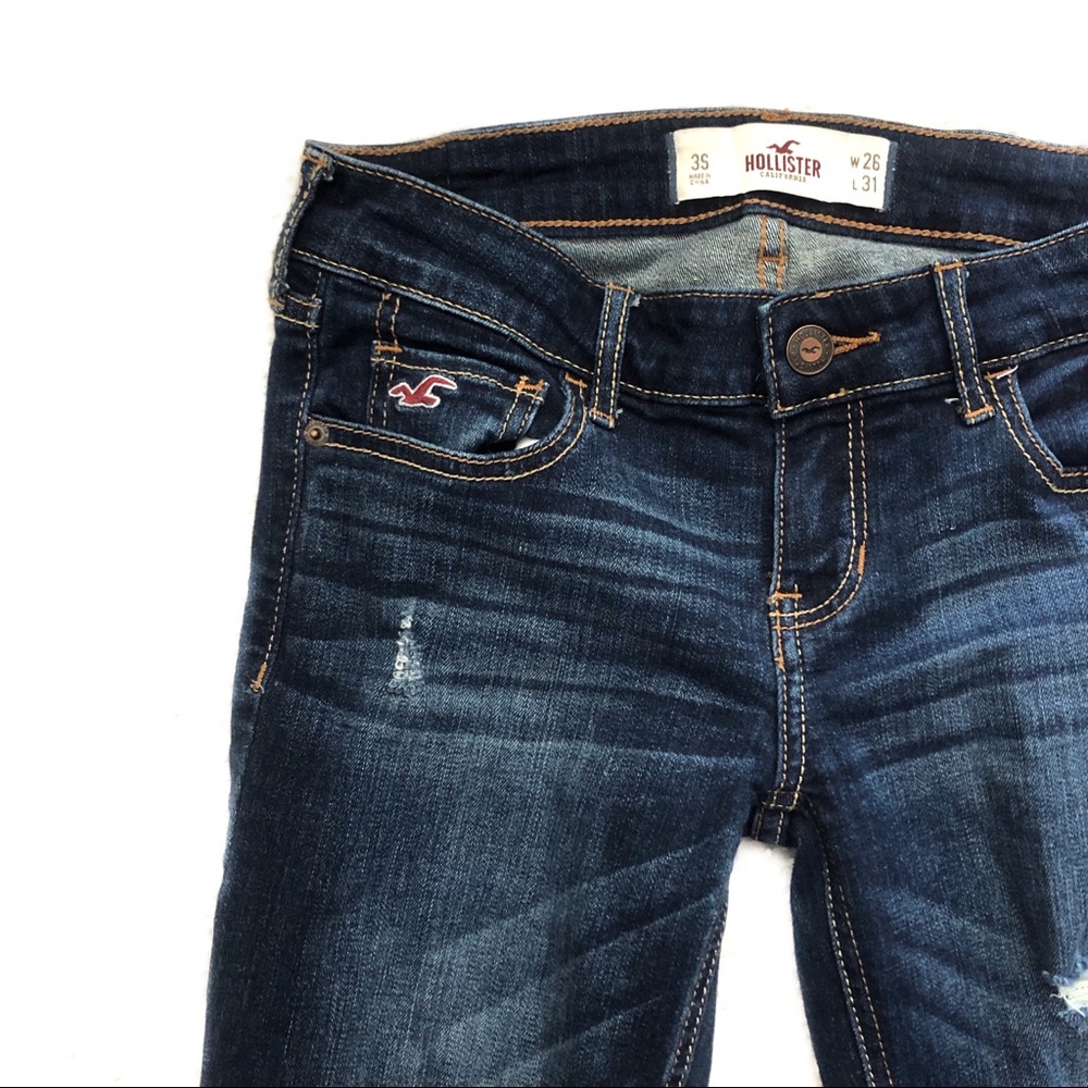 HOLLISTER | DARK DISTRESSED SKINNY JEANS